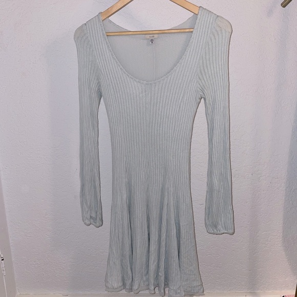 👗 Mint Mini Ecote Pleated Fit and Flare Scoop Neck Dress - Picture 3 of 5